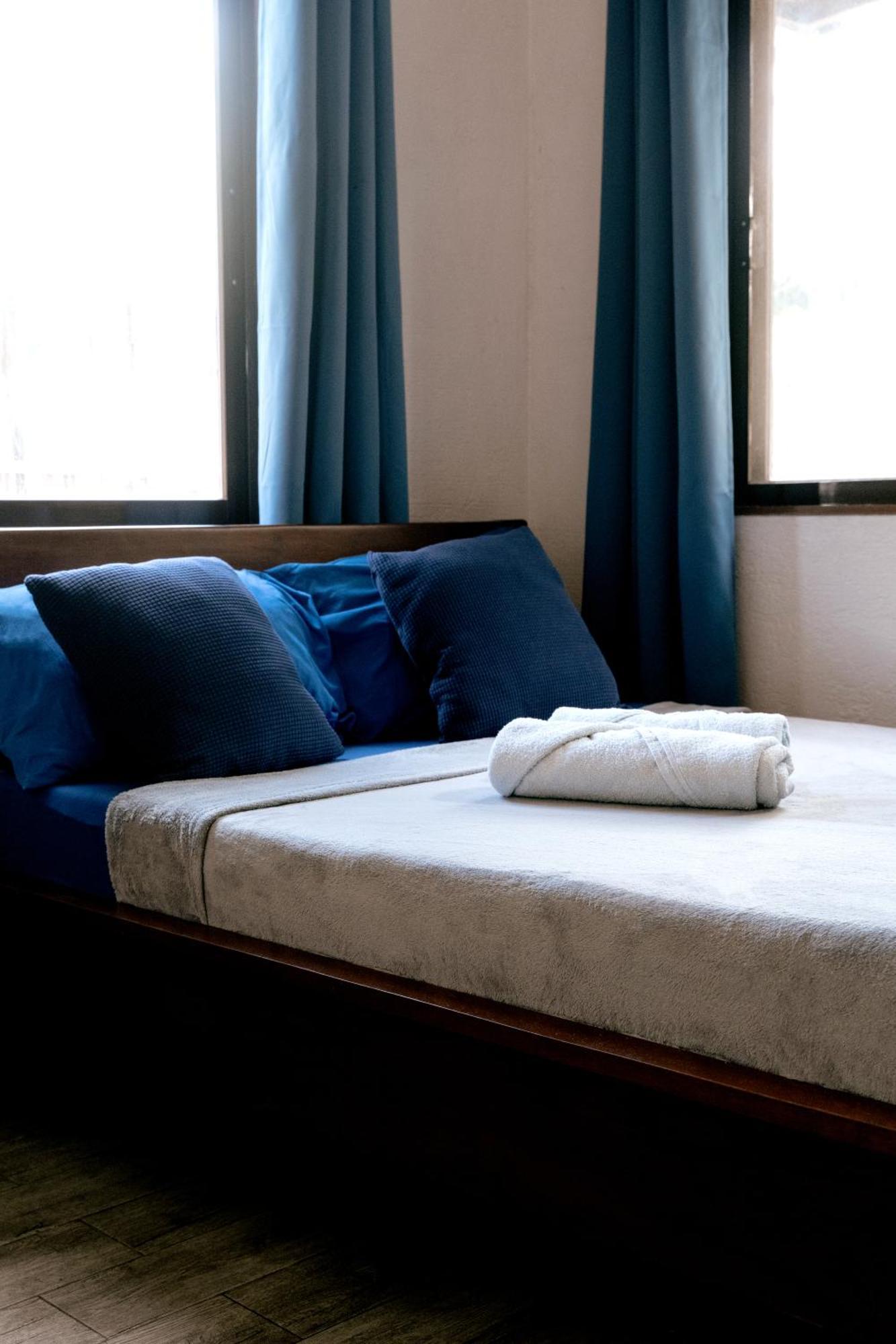 Island Lyfe Adventures Hotel เอลนิโด ภายนอก รูปภาพ